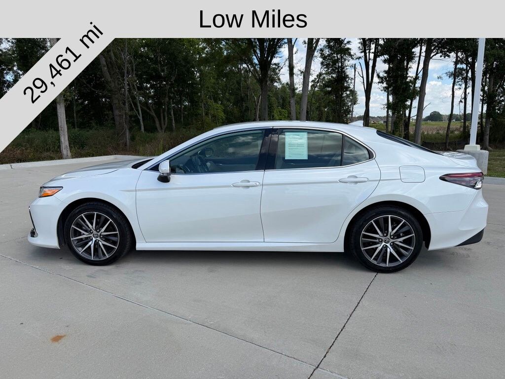 Used 2024 Toyota Camry Hybrid XLE Sedan