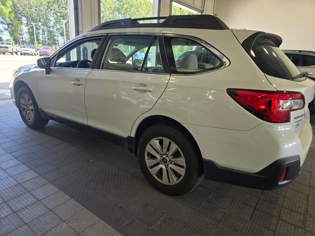 Used 2019 Subaru Outback 2.5i SUV