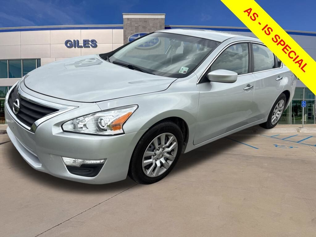 Used 2014 Nissan Altima 2.5 S Sedan