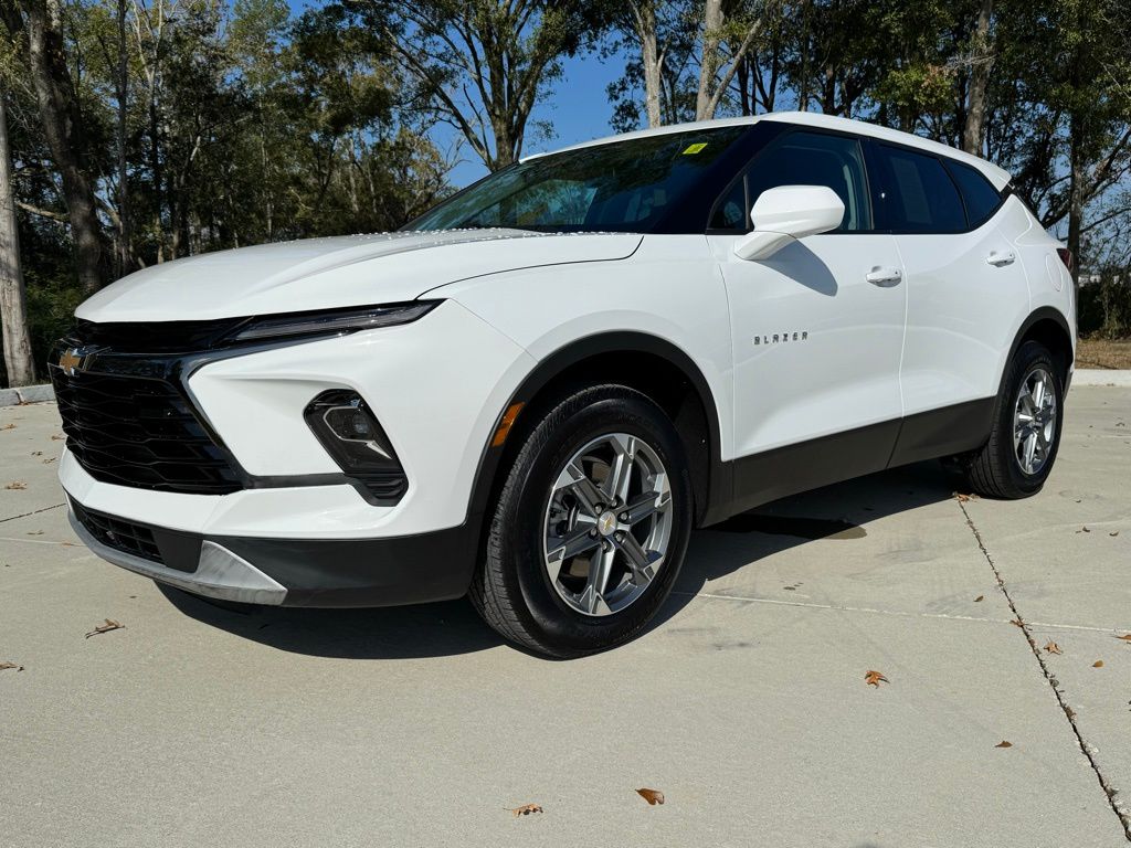 2025 Chevrolet Blazer 2LT's photo
