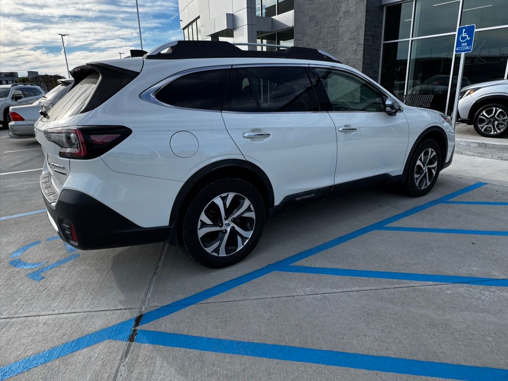 2020 Subaru Outback Touring XT photo 3