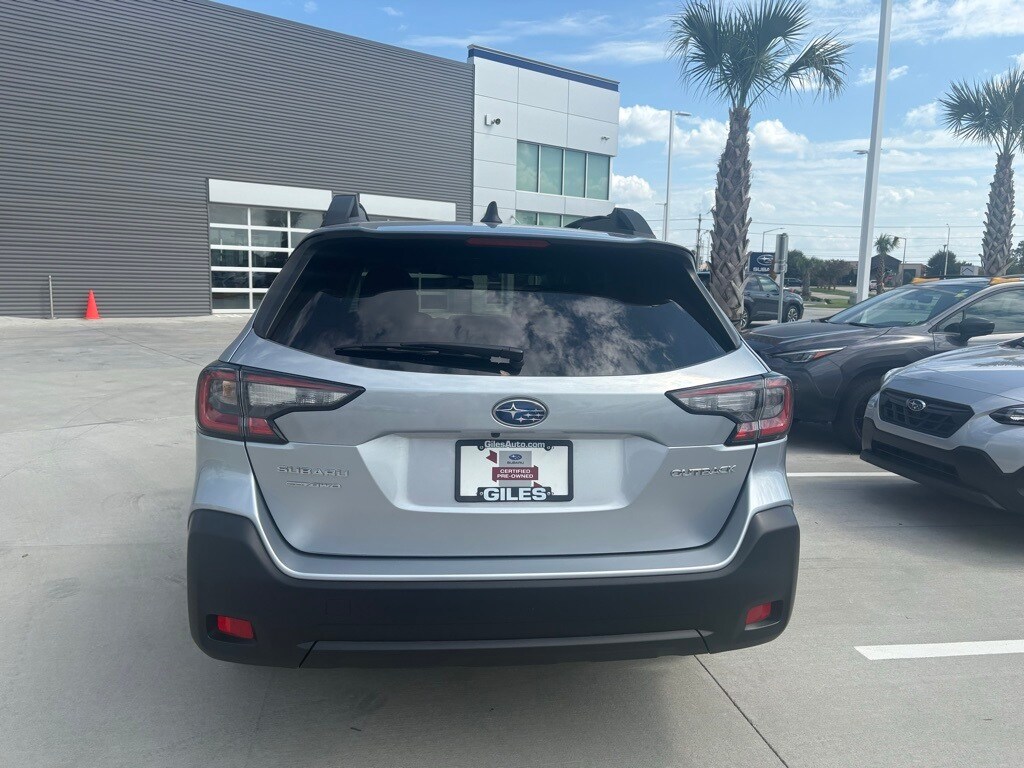 2025 Subaru Outback Premium photo 4