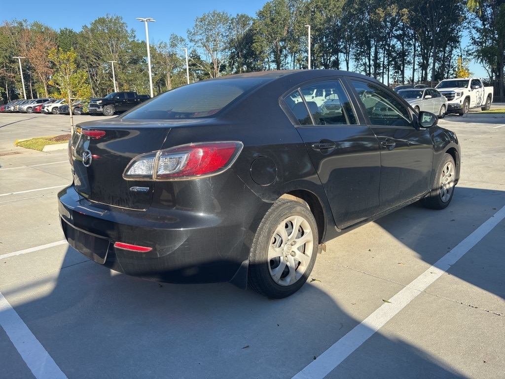 Used 2013 Mazda Mazda3 i Sport Sedan