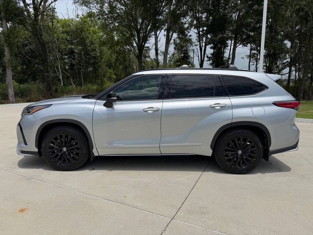 Used 2023 Toyota Highlander XSE SUV
