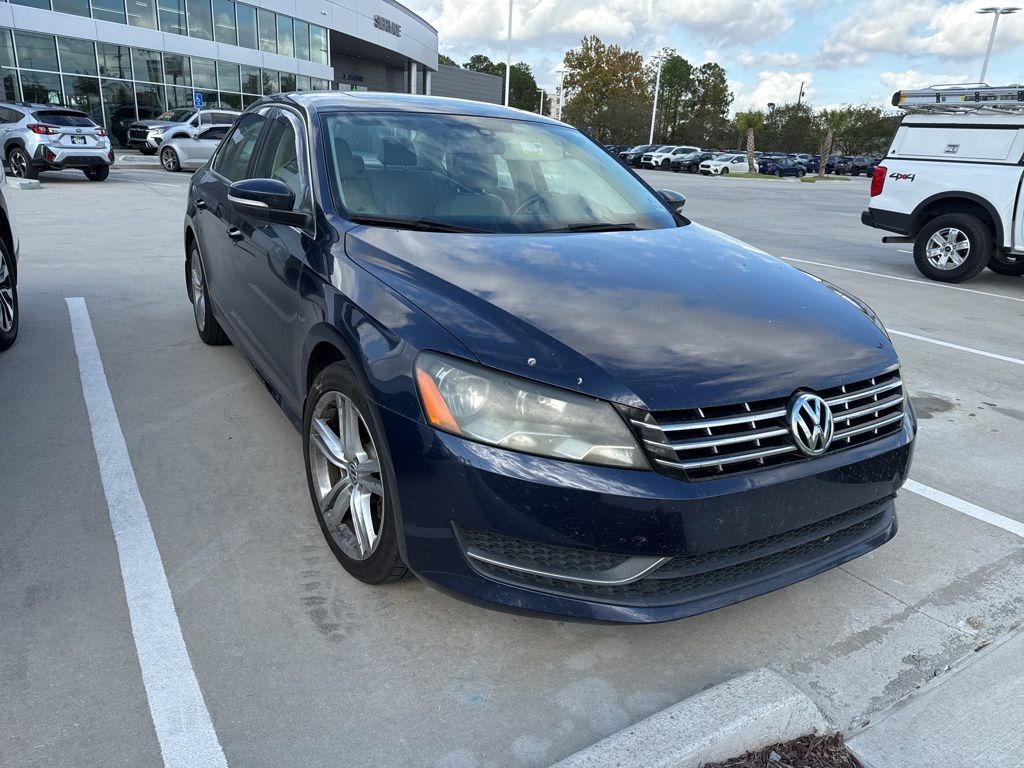 2015 Volkswagen Passat TDI SE photo 2