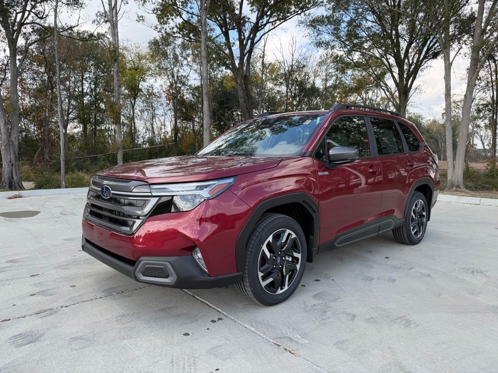 2025 Subaru Forester Limited's photo