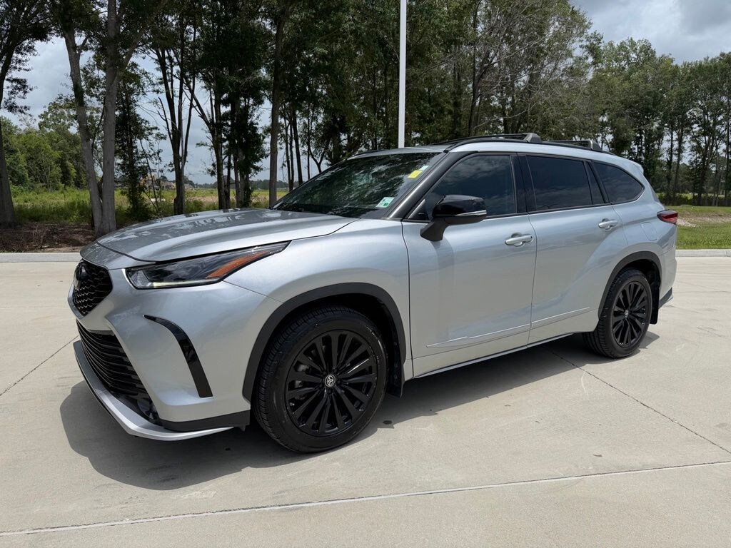 Used 2023 Toyota Highlander XSE SUV