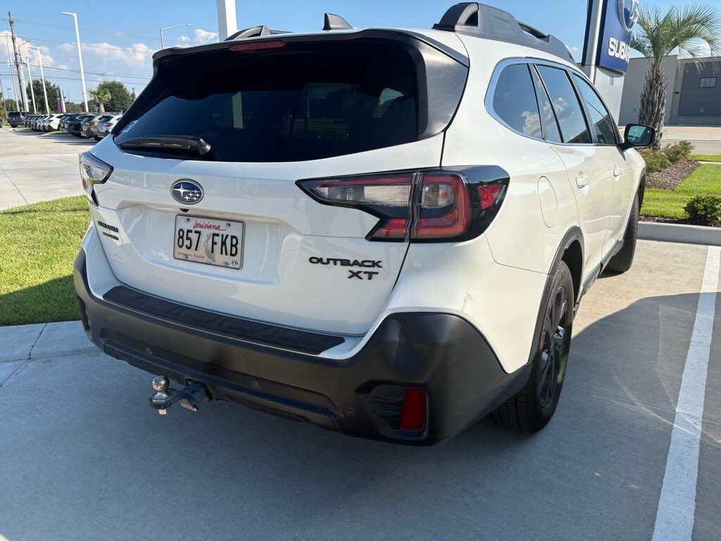 2022 Subaru Outback Onyx Edition XT photo 2