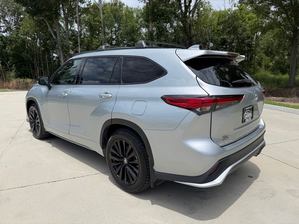 Used 2023 Toyota Highlander XSE SUV