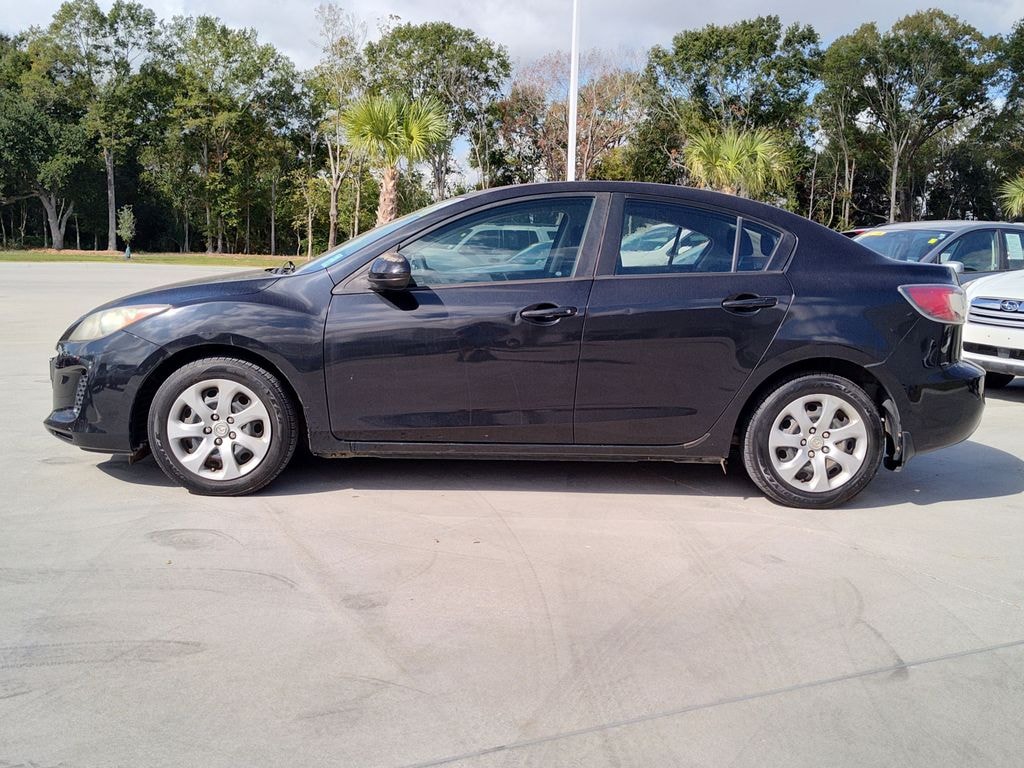 Used 2013 Mazda Mazda3 i Sport Sedan