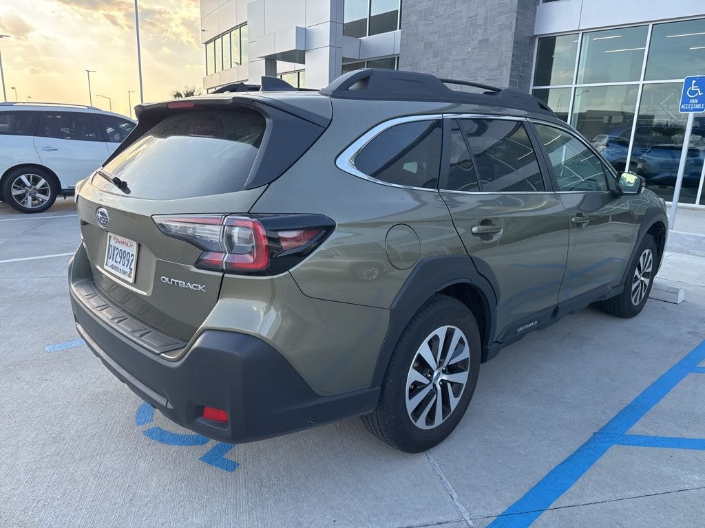 Used 2025 Subaru Outback Premium SUV