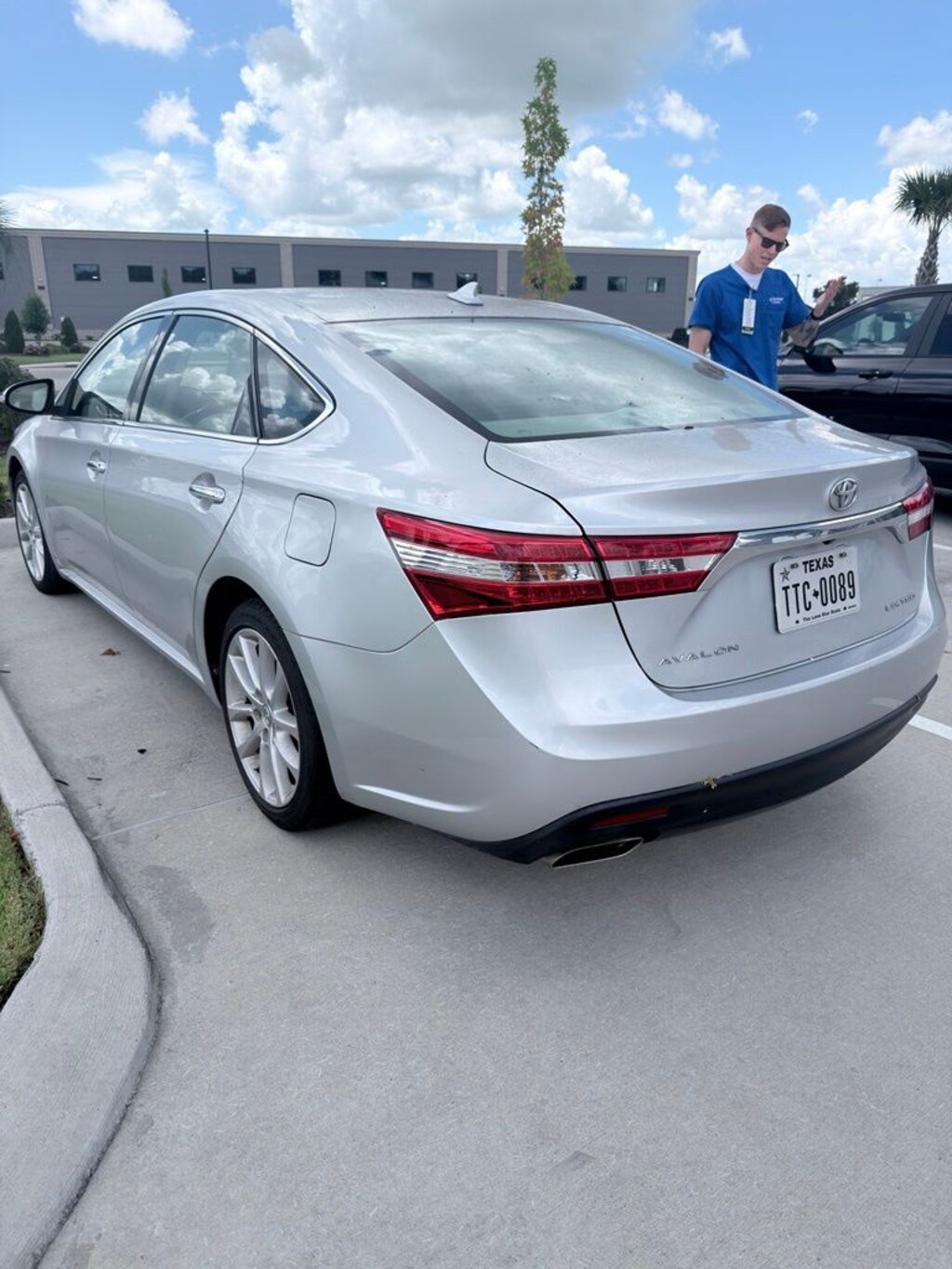 Used 2013 Toyota Avalon Limited Sedan
