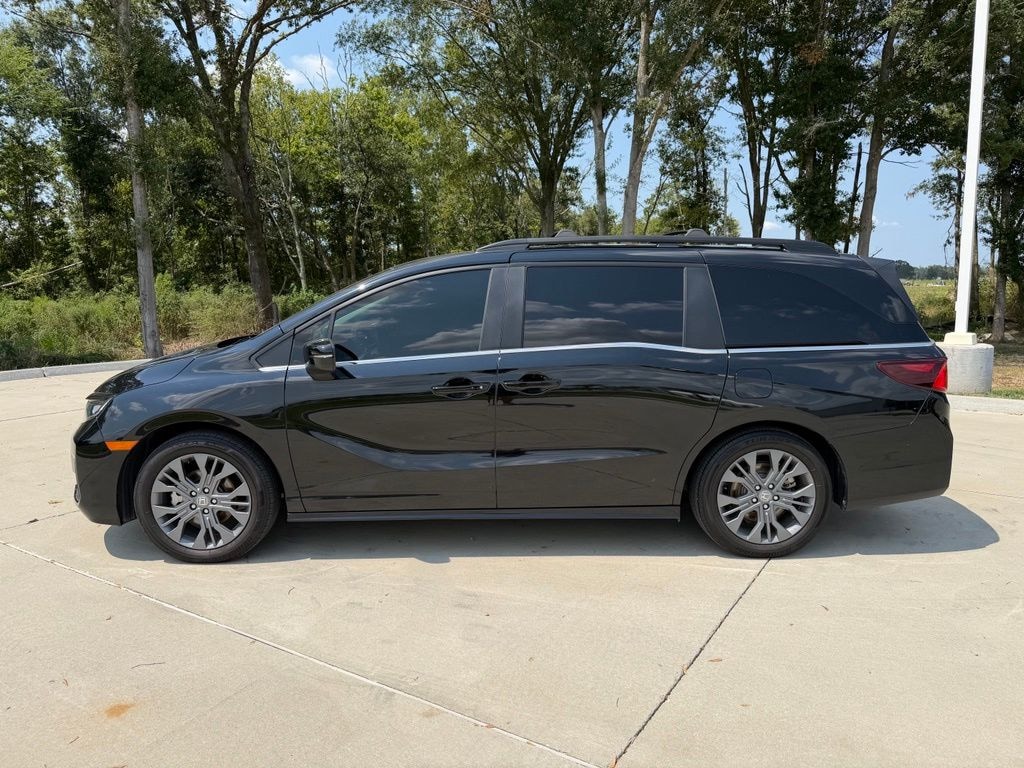 Used 2025 Honda Odyssey Touring Minivan/Van