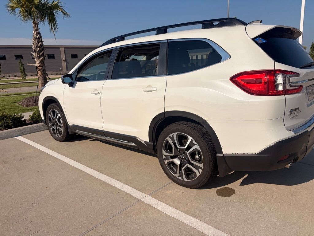 Used 2023 Subaru Ascent Limited SUV