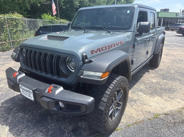 2024 Jeep Gladiator Mojave's photo