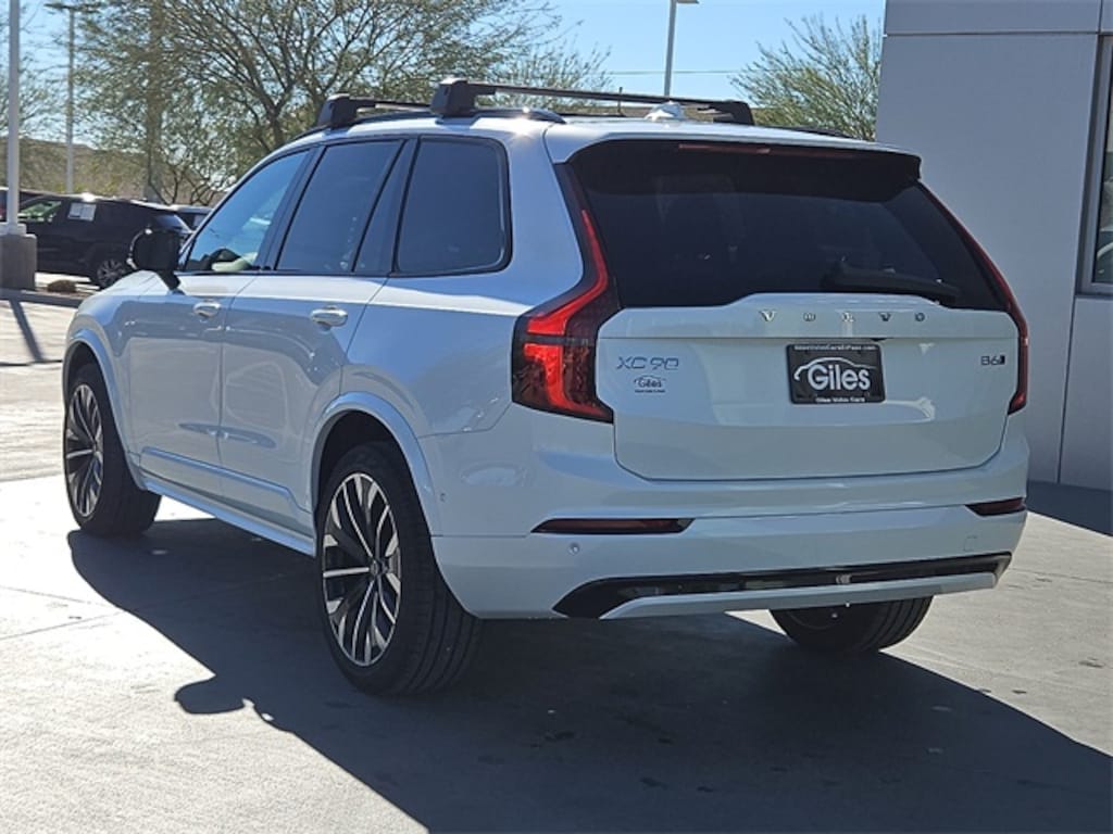 New 2026 Volvo XC90 B6 Ultra Dark Theme 7-Seater SUV