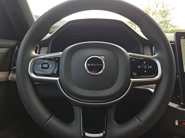 2026 Volvo XC90 Plus - Photo 23