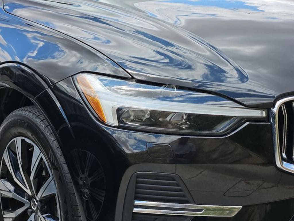 Used 2023 Volvo XC60 B5 AWD Plus Bright SUV