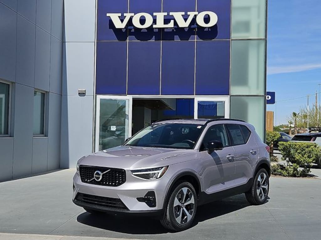 New 2026 Volvo XC40 B5 Plus SUV