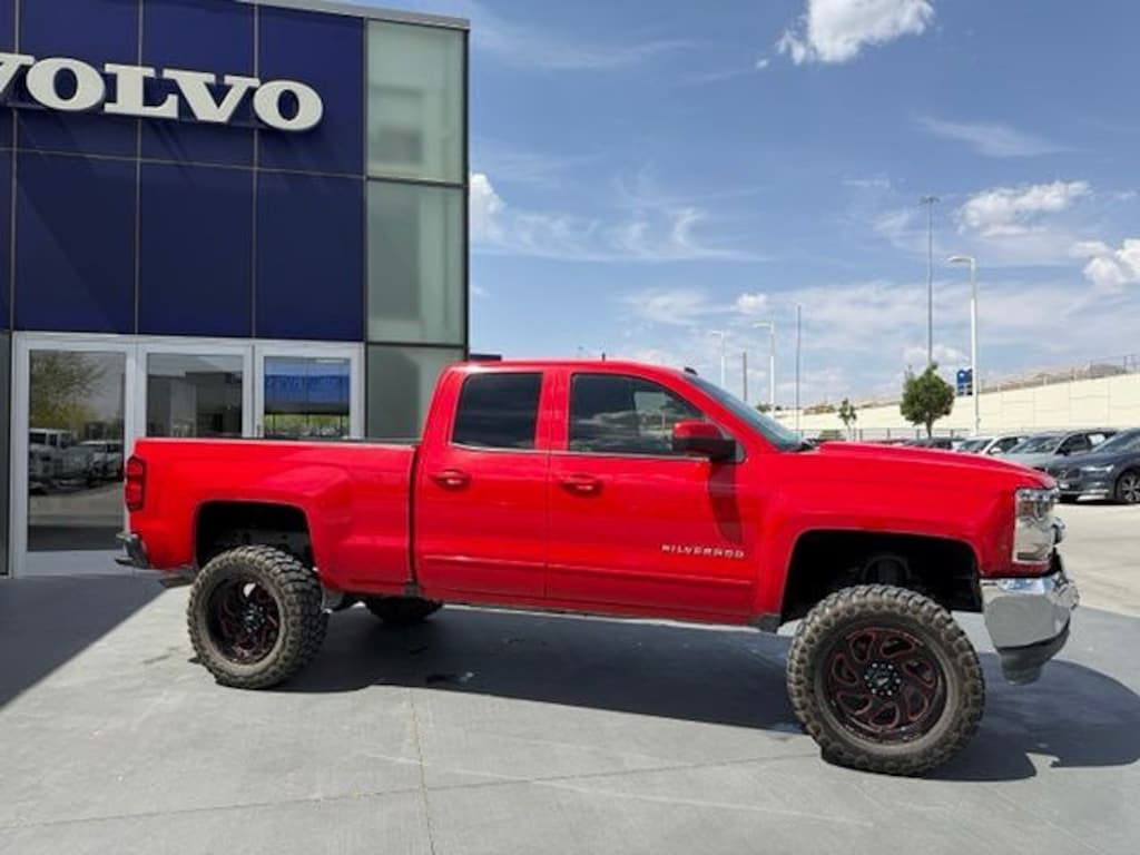 Used 2018 Chevrolet Silverado 1500 LT w/1LT Truck Double Cab
