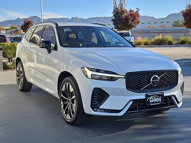2026 Volvo XC60 Plus - Photo 8