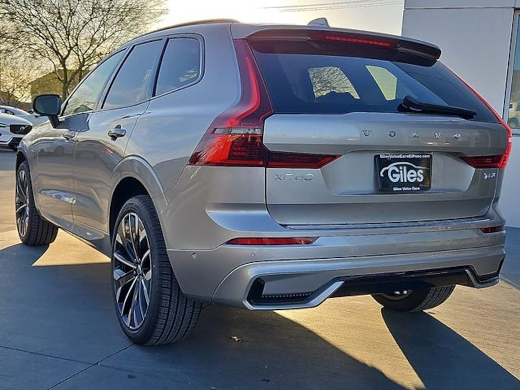 New 2026 Volvo XC60 plug-in hybrid T8 Ultra SUV
