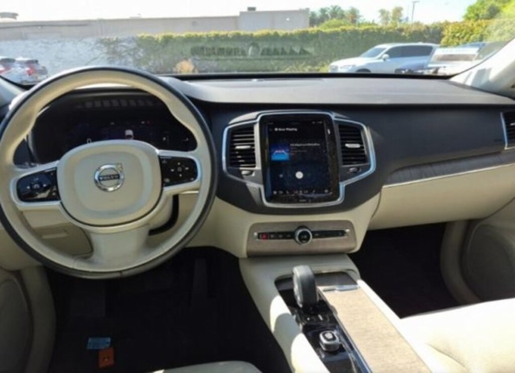 Used 2023 Volvo XC90 Recharge Plug-In Hybrid Core Bright 7-Seater SUV