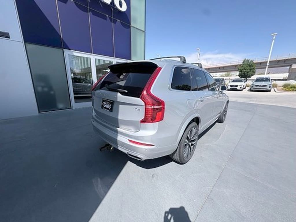 Used 2020 Volvo XC90 T5 Momentum 7 Passenger SUV
