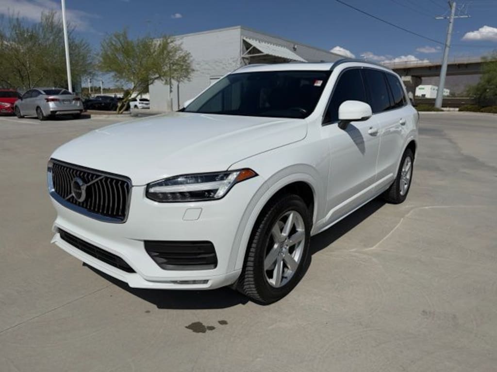 Used 2022 Volvo XC90 T6 AWD Momentum 6 Seater SUV