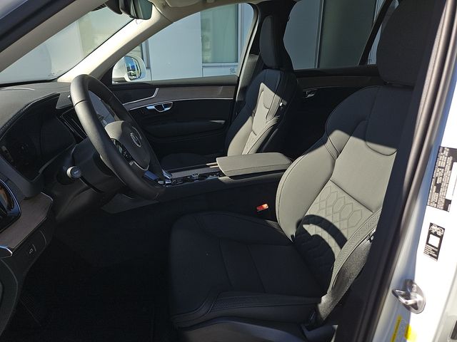 2026 Volvo XC90 Core - Photo 17