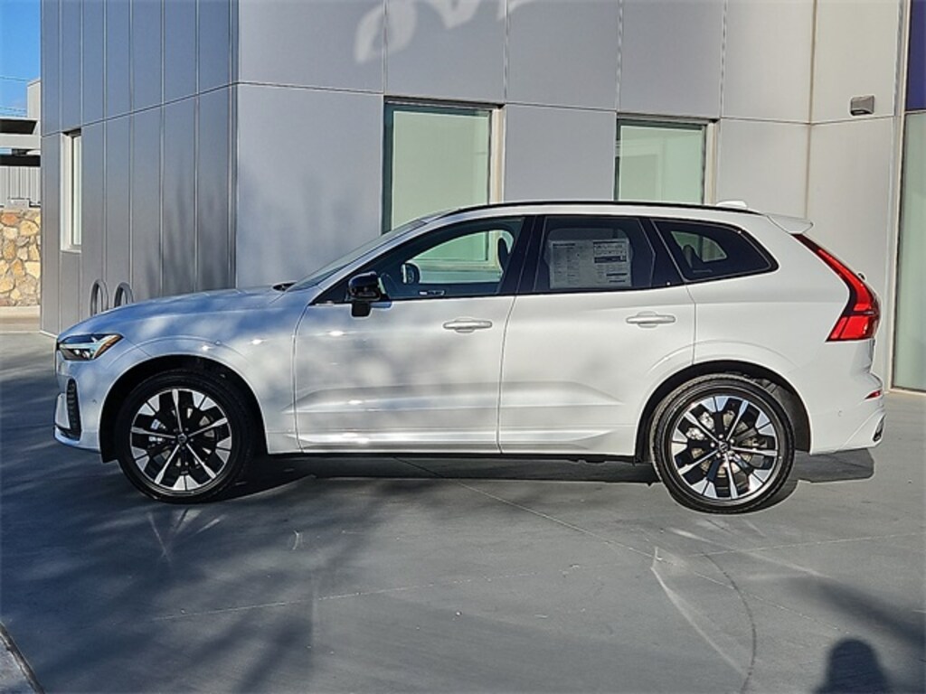New 2026 Volvo XC60 B5 Plus SUV