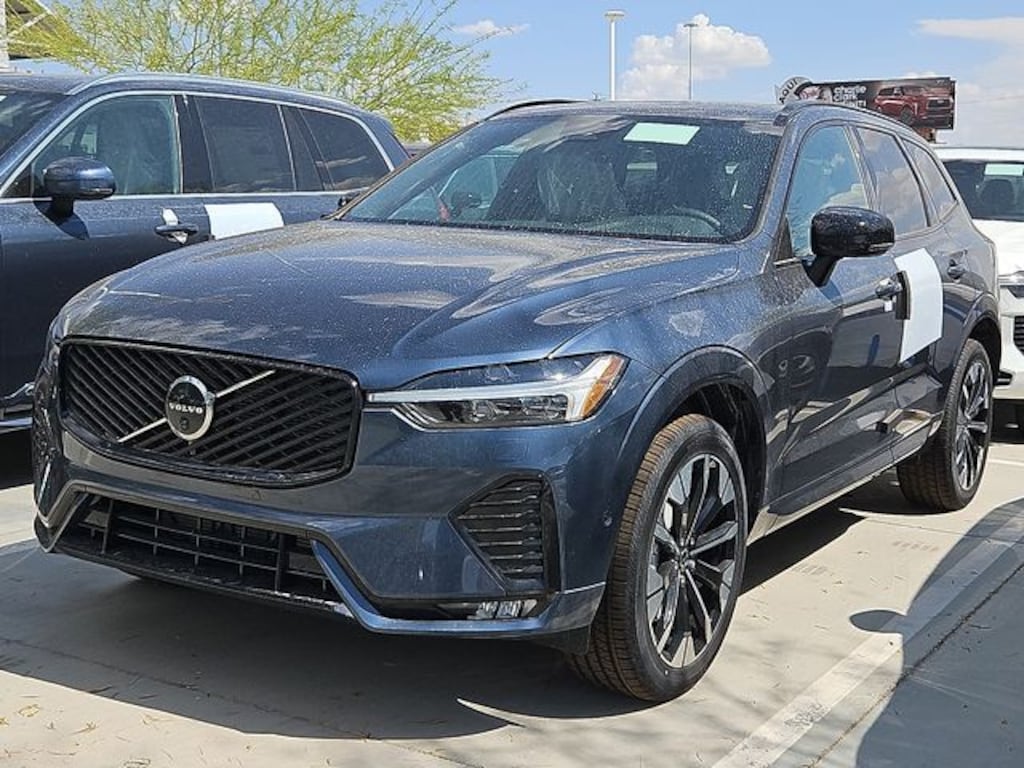 New 2026 Volvo XC60 B5 Plus SUV