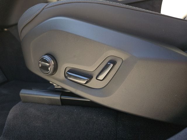 2026 Volvo XC90 Core - Photo 18