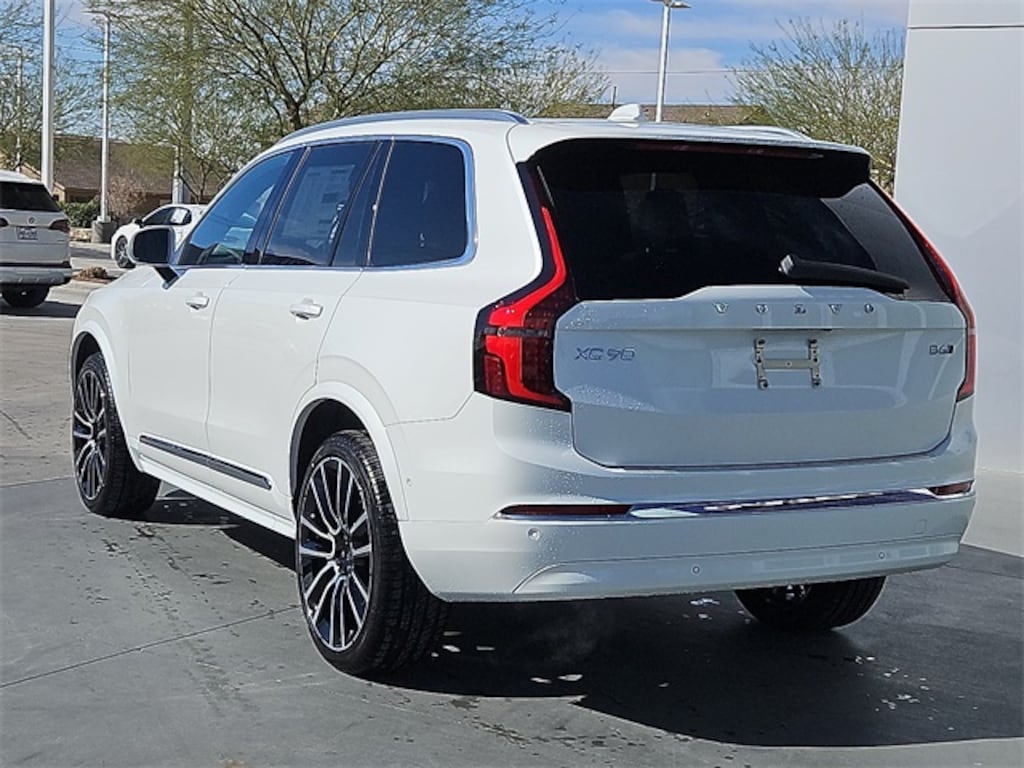 New 2026 Volvo XC90 B6 Plus 7-Seater SUV