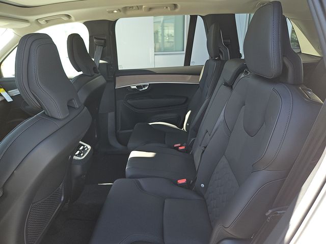 2026 Volvo XC90 Core - Photo 14