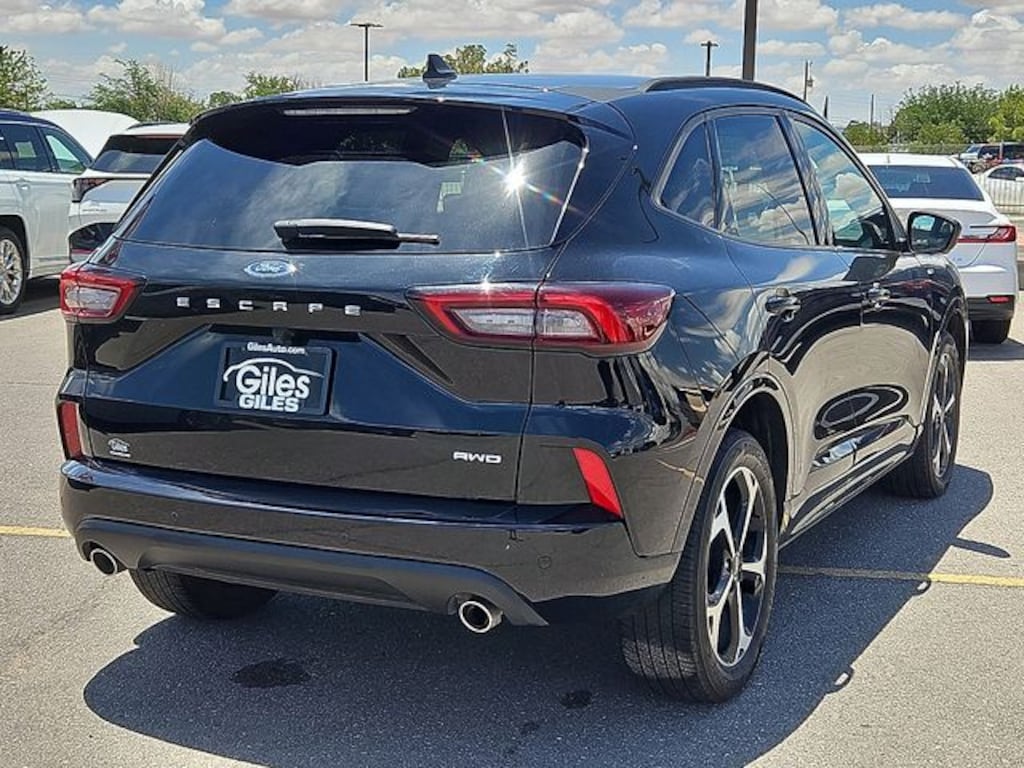 Used 2023 Ford Escape ST-Line Select SUV