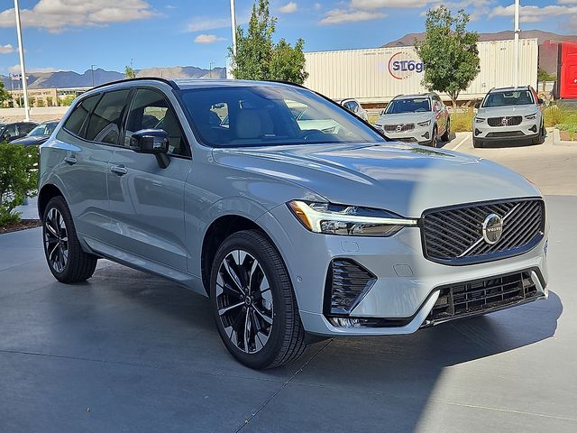 2026 Volvo XC60 Plus - Photo 8