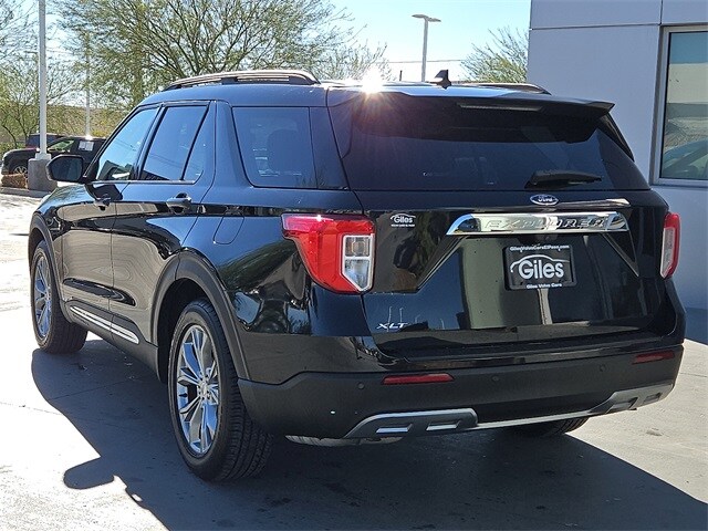 2021 Ford Explorer XLT photo 4