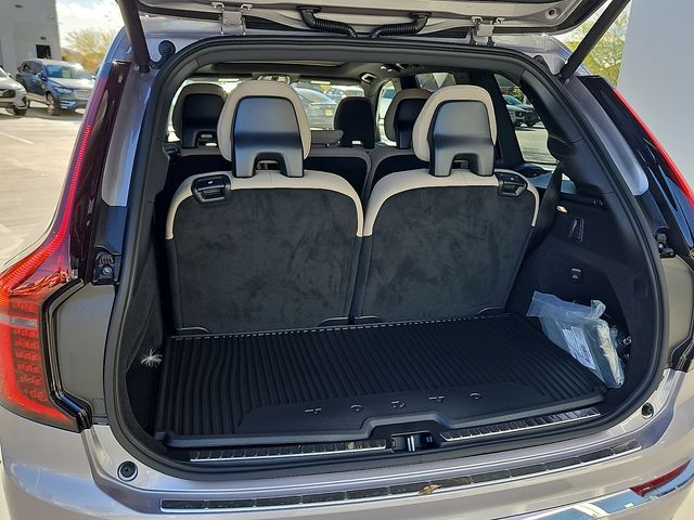2026 Volvo XC90 Plus - Photo 13