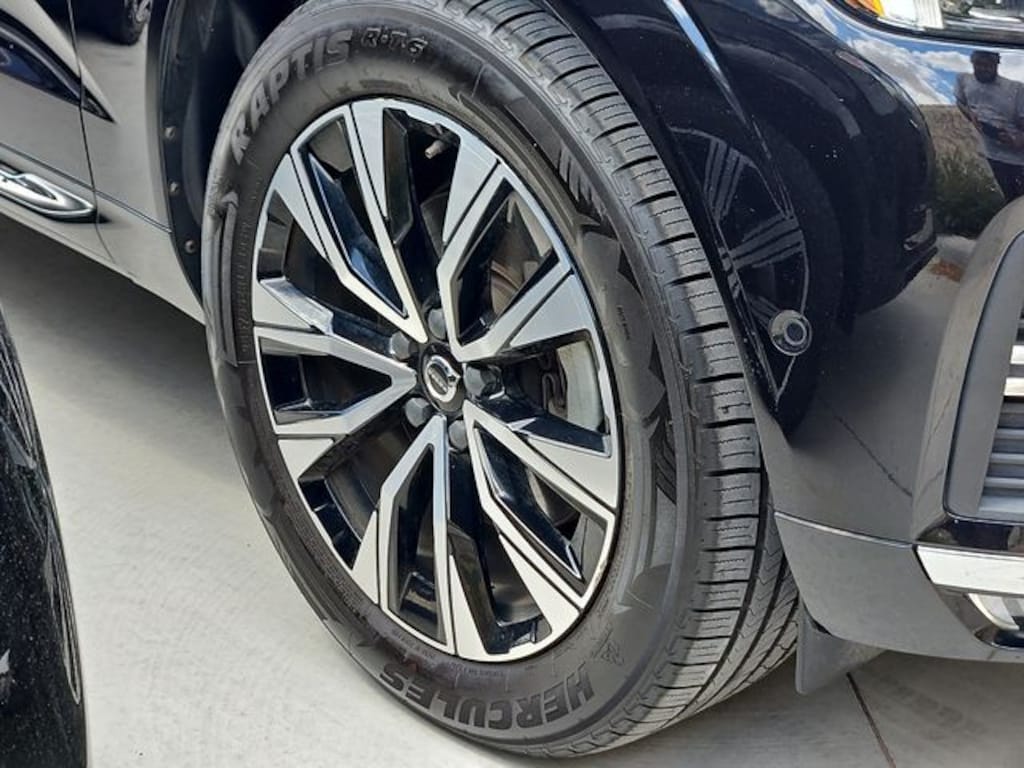 Used 2023 Volvo XC60 B5 AWD Plus Bright SUV
