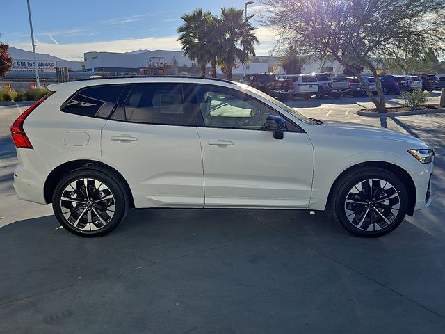 2026 Volvo XC60 Plus - Photo 7
