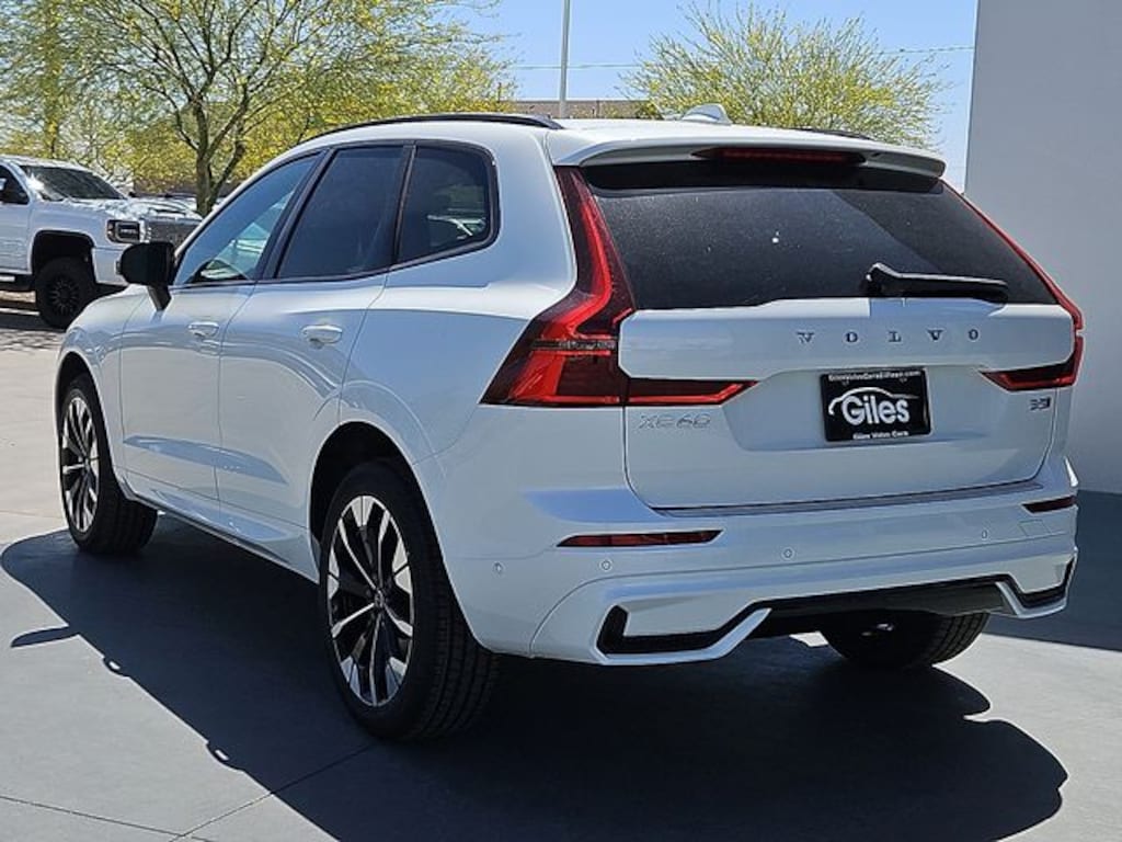 New 2026 Volvo XC60 B5 Plus SUV