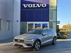 2026 Volvo V60 Cross Country B5 Plus Wagon