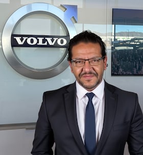 Staff member Hafid Abdelmoula from ID_1c8b91278898