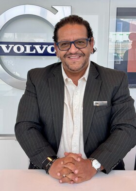 Staff member Hafid Abdelmoula from ID_1c8b91278898