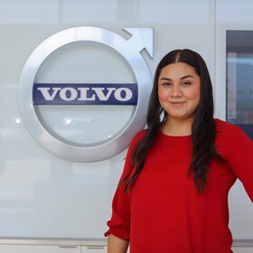 Staff member Shantelle Hernandez from ID_99a721fe2c82