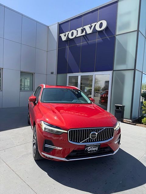 2023 Volvo XC60 B5 Plus Bright Theme AWD's photo
