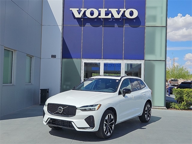 2026 Volvo XC60 B5 Plus