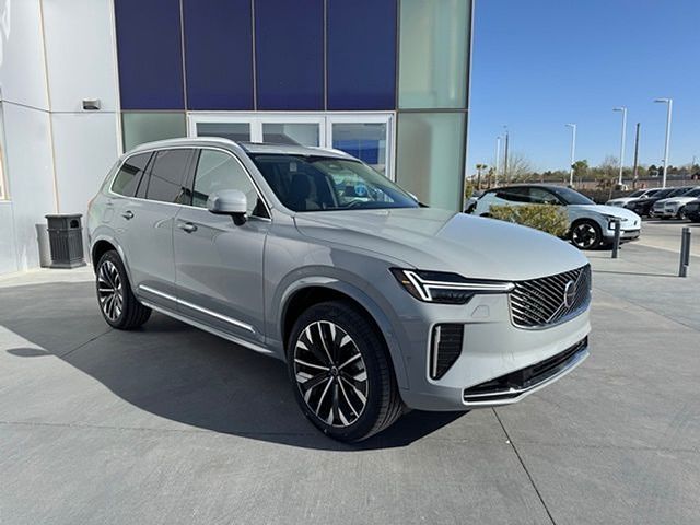 2025 Volvo XC90 Plus - Photo 13