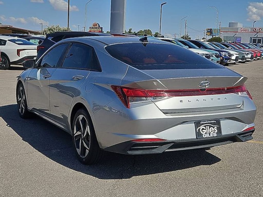 Used 2023 Hyundai Elantra SEL Sedan